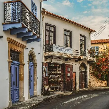 Sunshine Escape Lárnaka