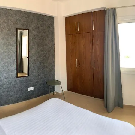 Apartment Sunshine Escape Larnaca