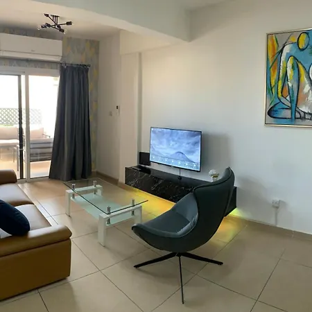 Sunshine Escape Apartment Larnaca