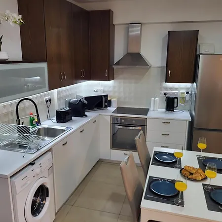 Sunshine Escape Apartment